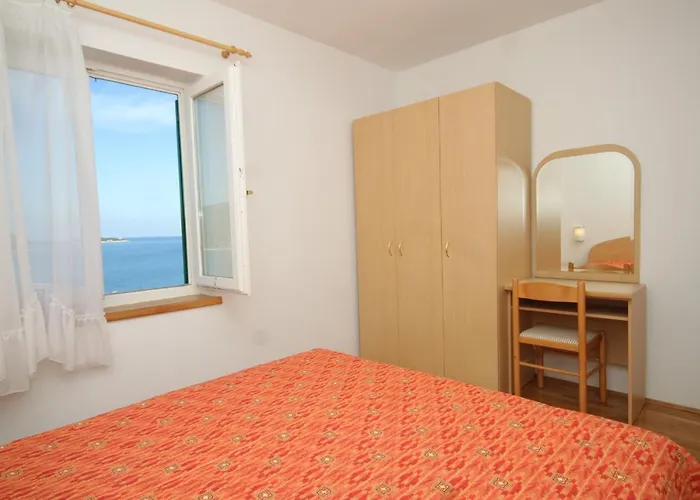 Apartment 2441a