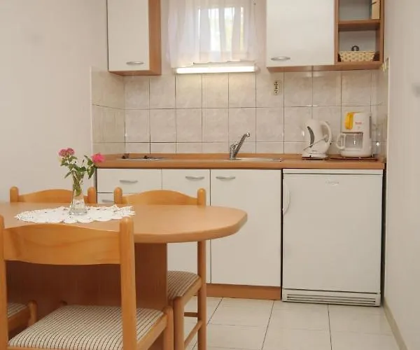 2441a Apartment *